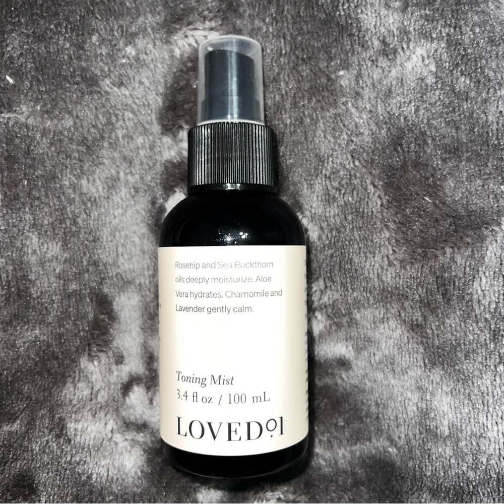 Loved01 Skincare by John Legend - Picture 3 of 4
